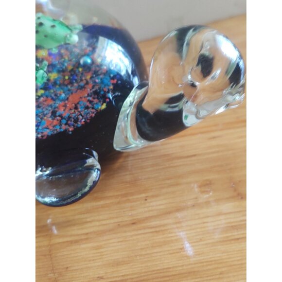 Vintage Hand Blown Glass Turtle Paperweight 5" x 4" x 2 1/2" tall - Picture 4 of 11